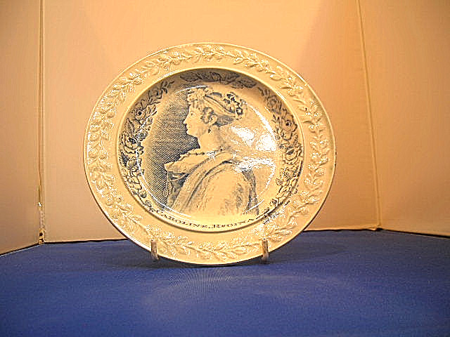 Rare portrait Queen Caroline Plate